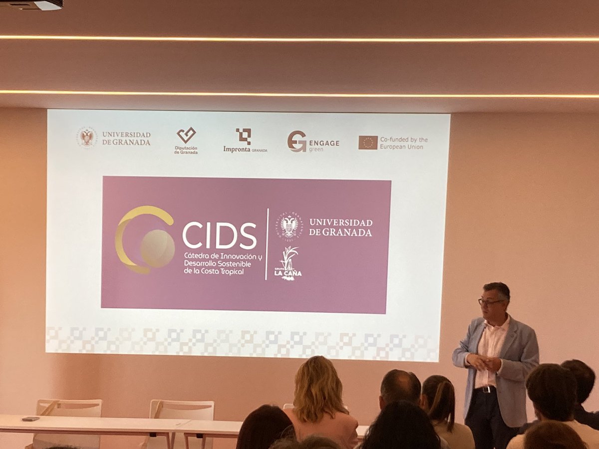 10:00 | Se da por finalizado el primer bloque de trabajo por Esteban Romero, Vicerrector de Innovación Social, Empleabilidad e Emprendimiento