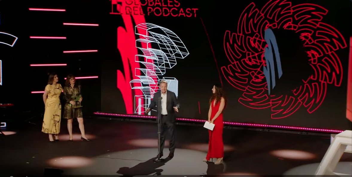 Jorge Heili (@jorgeheili) on Twitter photo Fue un honor ser jurado de la IV Edición de los <a href="/Premios_Ondas/">Premios Ondas</a> Globales del Podcast y tener el privilegio de subir al escenario para presentar al ganador en la categoría de trayectoria en la industria del podcast en España y Latinoamérica: Jordi Wild
youtube.com/live/Cn_vd4TTd… Fue un honor ser jurado de la IV Edición de los <a href="/Premios_Ondas/">Premios Ondas</a> Globales del Podcast y tener el privilegio de subir al escenario para presentar al ganador en la categoría de trayectoria en la industria del podcast en España y Latinoamérica: Jordi Wild
youtube.com/live/Cn_vd4TTd…