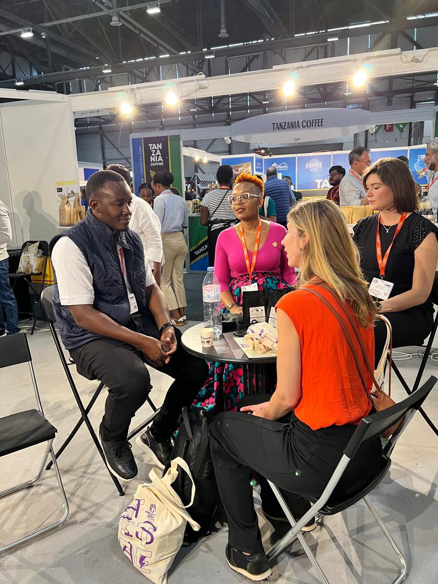 James Muhangi (@jamesmuhangi) on Twitter photo Uganda Coffee Cooperatives <a href="/CoRubanga/">Rubanga Co-operative Society Ltd</a> @bukonzoorganic sign new coffee deals with EU offtakers worth $1.3m during and after the World of Coffee Expo in Geneva - Switzerland in June 2025 thanks for support <a href="/Agriterra/">Agriterra</a> <a href="/ITCnews/">International Trade Centre (ITC)</a> Uganda Coffee Cooperatives <a href="/CoRubanga/">Rubanga Co-operative Society Ltd</a> @bukonzoorganic sign new coffee deals with EU offtakers worth $1.3m during and after the World of Coffee Expo in Geneva - Switzerland in June 2025 thanks for support <a href="/Agriterra/">Agriterra</a> <a href="/ITCnews/">International Trade Centre (ITC)</a>