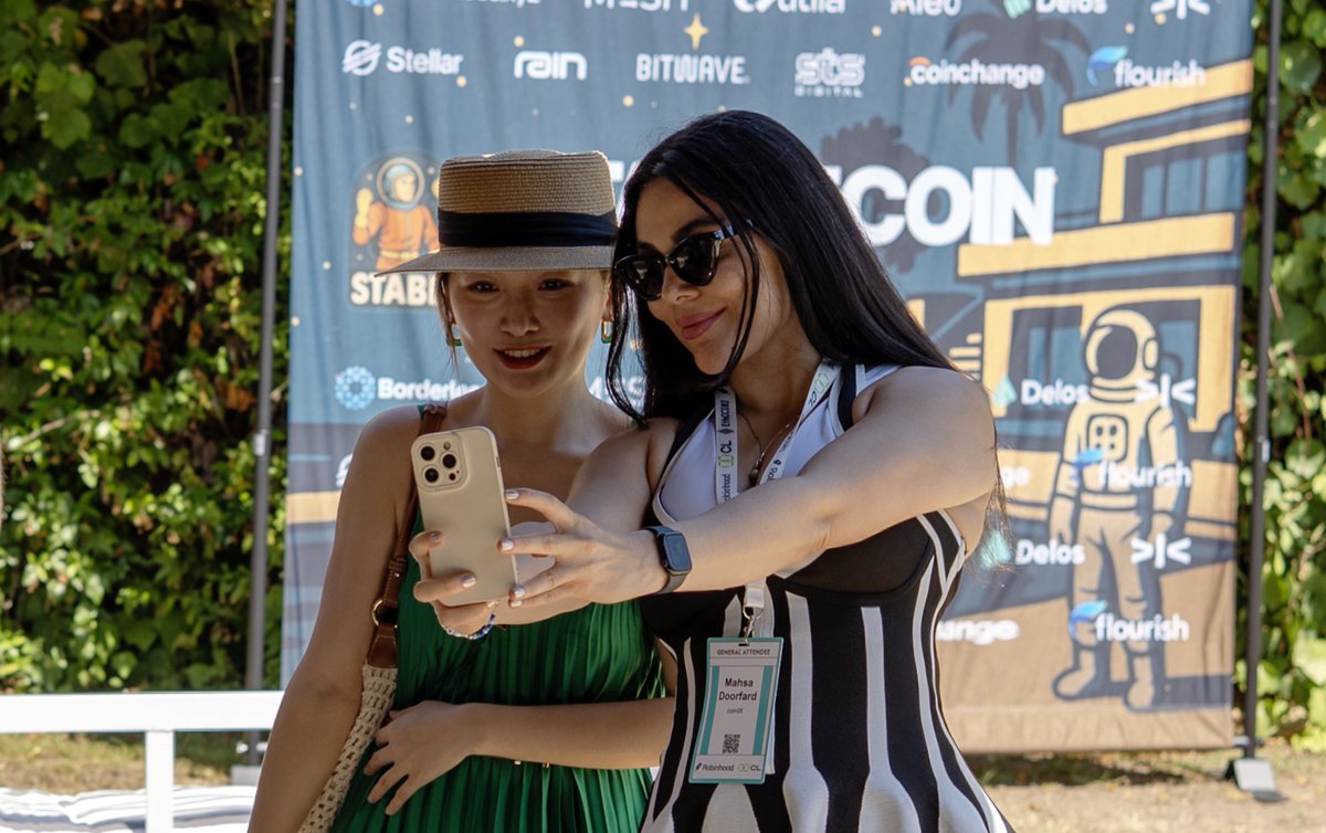 mdoorfard's tweet image. #EthCC in Cannes was next level! Thousands of brilliant minds; Dozens of side events; Non-stop conversations about #Rollups, privacy, #MEV & #AI; all while the Riviera sun lit up the Croisette. #Web3 splashed across every beach & rooftop! counting the days until the next @EthCC !