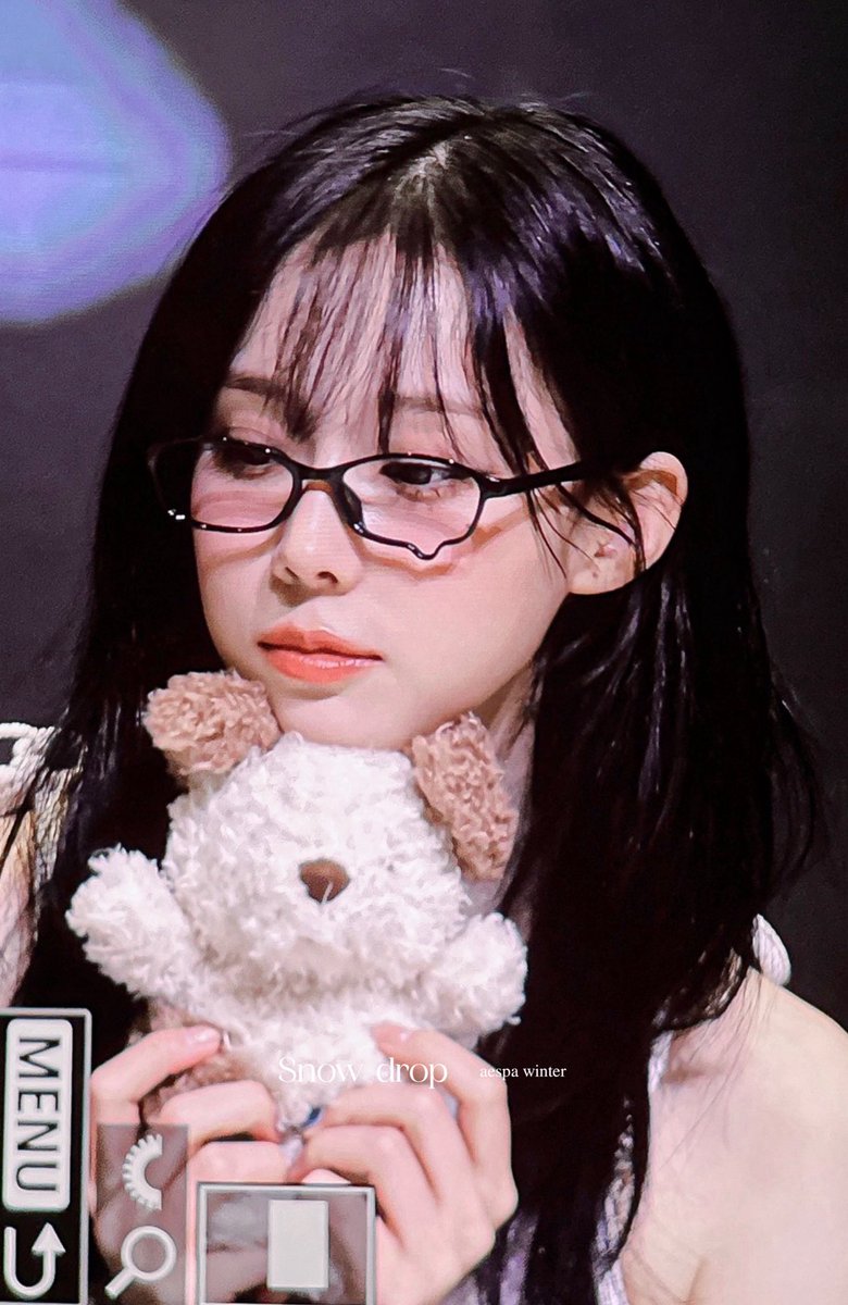 snowdrop_010101's tweet photo. 250710 Preview
🤓
#WINTER #윈터
#aespa #에스파 https://t.co/qFZWtNn4Fr