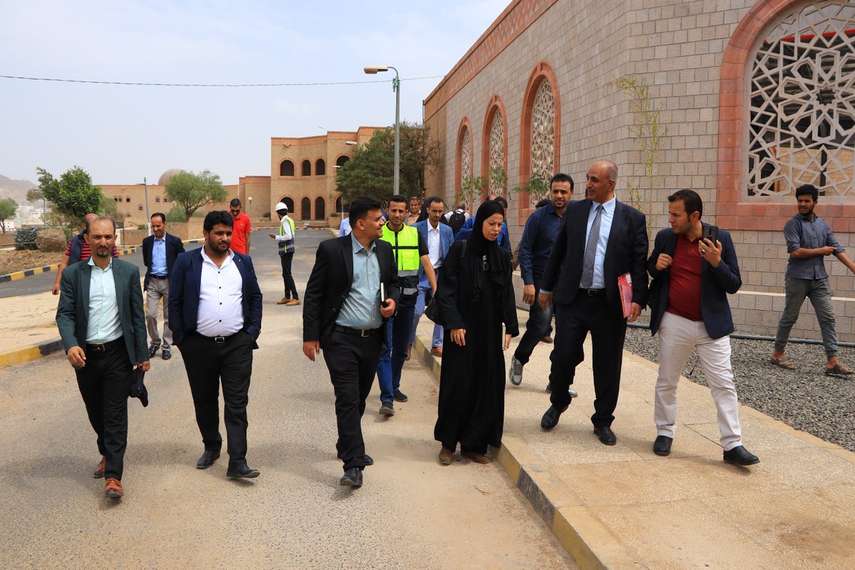 ICRC_ye's tweet image. #Yemen faces a severe shortage of prosthetic and orthotic specialists. To address this gap, the @ICRC has supported the establishment of the only department for Prosthetics, Orthotics, and Physiotherapy in Yemen at Sana'a University's Faculty of Applied Medical Sciences.