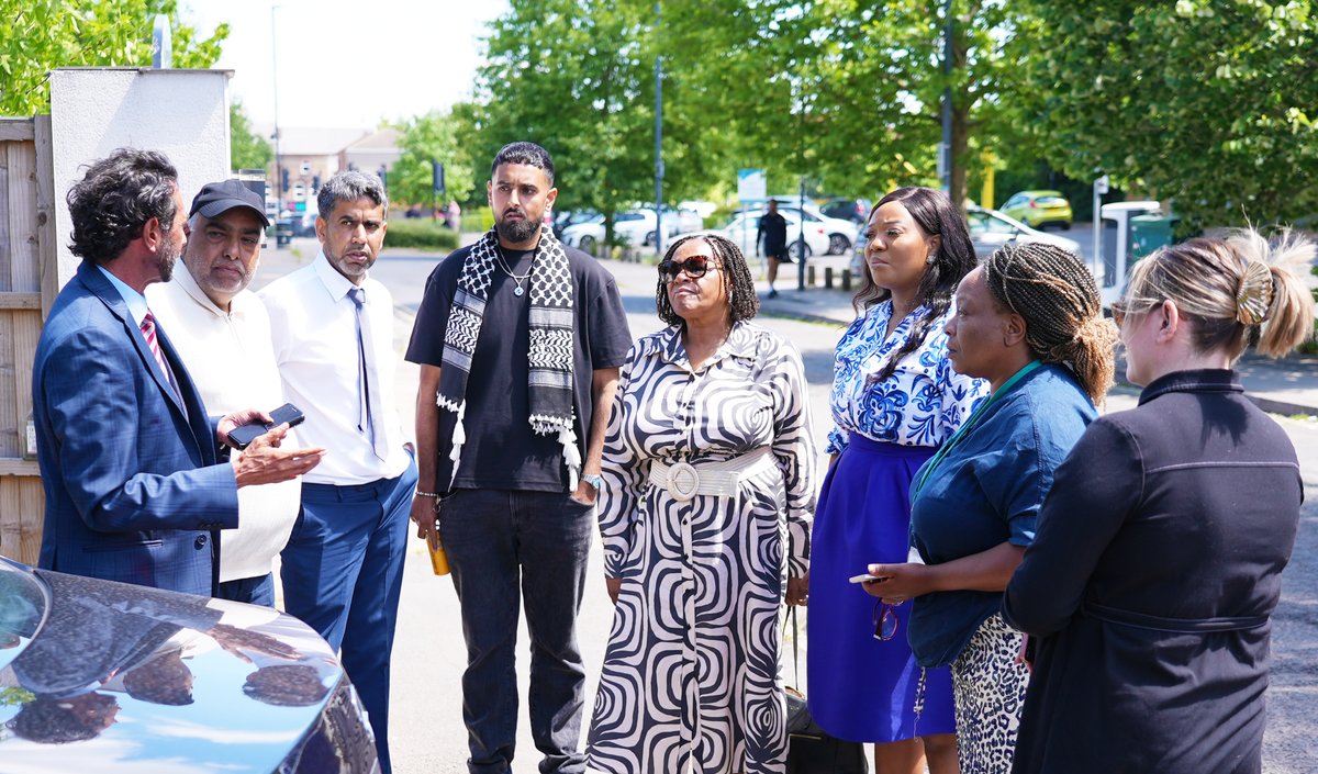 DerbysPCC's tweet image. ๐ Derbyshire PCC Nicolle Ndiweni-Roberts recently met with Councillors, business owners and police representatives to address concerns around crime and anti-social behaviour affecting businesses and the wider community.
Joining Cllr Wright and Cllr Nawaz in Arboretum Ward,โฆ