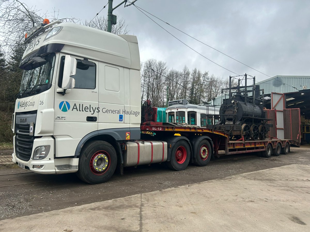 _Allelys's tweet image. Allelys transported three exhibits to Darlington for the Railway Pioneers 200 Year exhibition.

Two replicas accompanied a 200 year old original Locomotion no 1 from the Locomotion Museum in Shildon. 

#specialisttransport #heavytransport #abnormalload #locomotive #rail