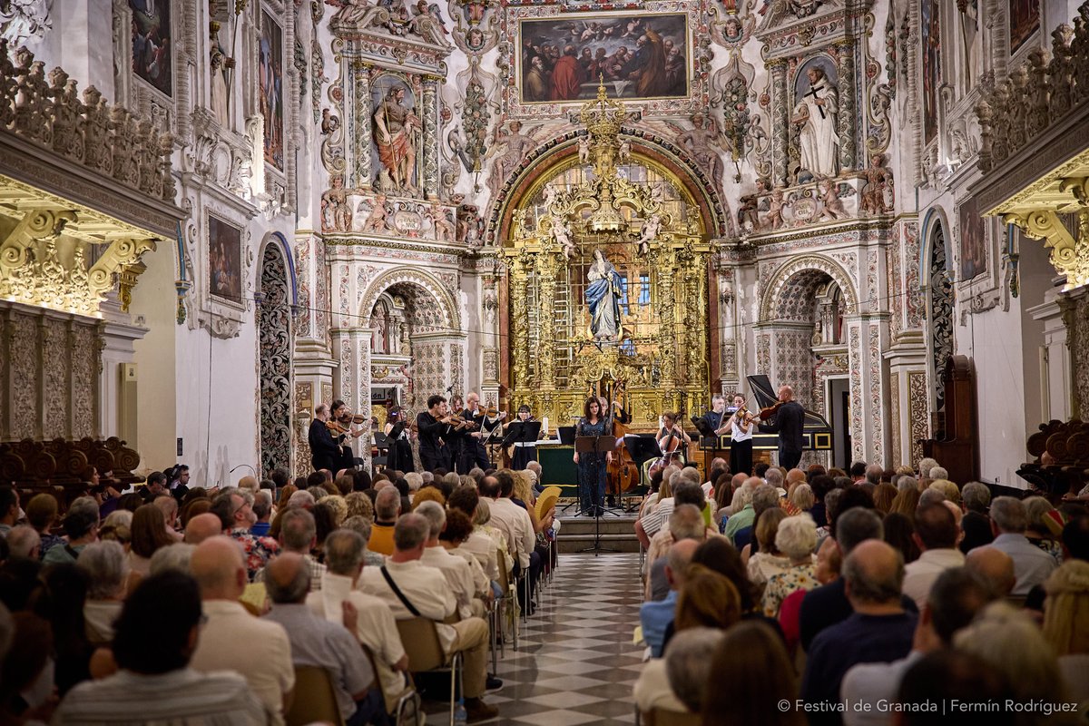🎶 La Orquesta Barroca de Sevilla se une al homenaje a Juan-Alfonso García , con obras de Handel, Ferrandini, Vivaldi y el Tríptico del compositor granadino.
Con @aurorapenasoprano, dir. Ignacio Ramal.
📸 Foto: <a href="/Ferminius/">Fermín Rodríguez</a> 
#GranadaFestival #MúsicaBarroca