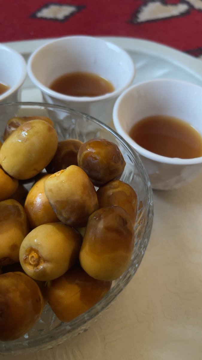 عسى الله يعطي كل طيّب على ظنّه
#مساء_الخير 🍂🐪