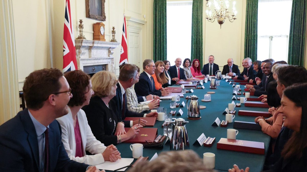 CommLivingMag_'s tweet image. What the right-wing US administration is doing to welfare could be expected – but it is galling that the more left-wing government in the UK is also savaging the benefits system. #WelfareReformBill @maryohara1
communitylivingmagazine.com/mary-ohara-aus…