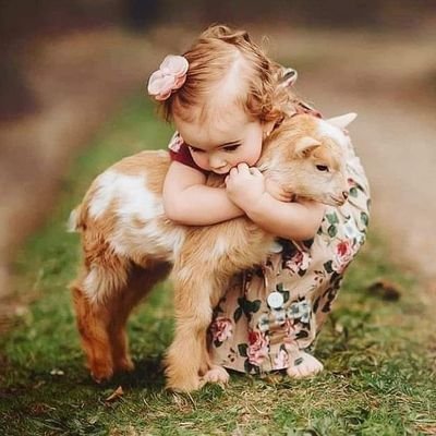 A_2SF's tweet image. 💕رشتے وہی خوبصورت ہوتے ہیں جن میں احساس کا جذبہ ہو۔ ہمدردی تو ہر کوئی کرلیتا ہے مگر احساس کوئی کوئی کرتا ہے اور یہ احساس لفظوں سے ظاہر نہیں ہوتا، بلکہ انسانوں کے رویے اور برتاو سے پتہ چلتا ہے کہ وہ آپ کے ساتھ کتنے مخلص ہیں💕*
