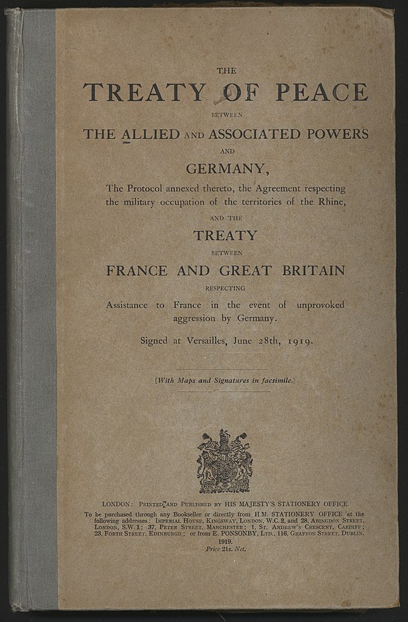 10 July 1919, US President Wilson personally delivers Treaty of Versailles to Senate. "The stage is set, the destiny disclosed. It has come about by no plan of our conceiving, but by the hand of God. We cannot turn back”. Senate rejected treaty in November &amp; following March. #WW1