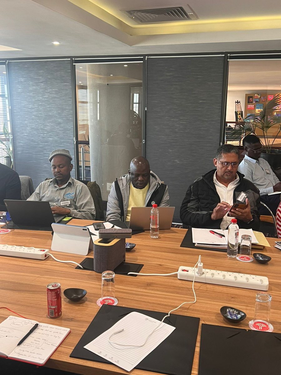 ThinkroomSME's tweet image. Next up, we’re getting our hands dirty, digitally. Our founders are diving into a live AI challenge to solve real business problems using practical tools. They’ll be back with a solution in under 45 minutes. 

#AIChallenge #PracticalInnovation #SMEGrowth #AIforFounders