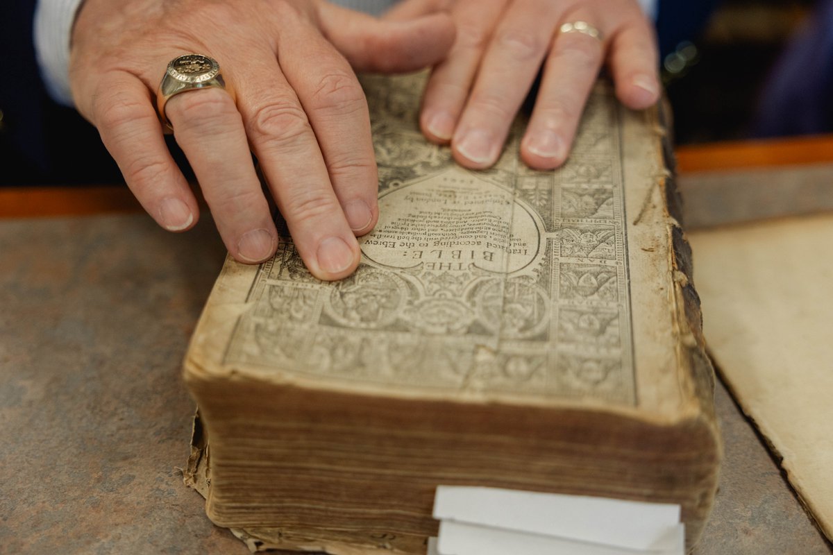 Trevecca's tweet image. Dr. Steve Hoskins' acquisition of two rare Bibles is allowing Trevecca religion students to get up close and personal with history and scripture in a whole new way.
Click the link below to read more about this incredible opportunity!
ow.ly/xp7S50WkHEZ
#Trevecca