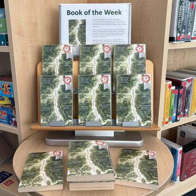 Our #BookOfTheWeek this week is 'Hidden Nature' by Alys Fowler - shortlisted for the #WainwrightPrize 2018, this non-fiction narrative explores "noticing the wild everywhere, and what it means to see beauty where you least expect it" 🌳🍃

#AlysFowler #BookRecommendation