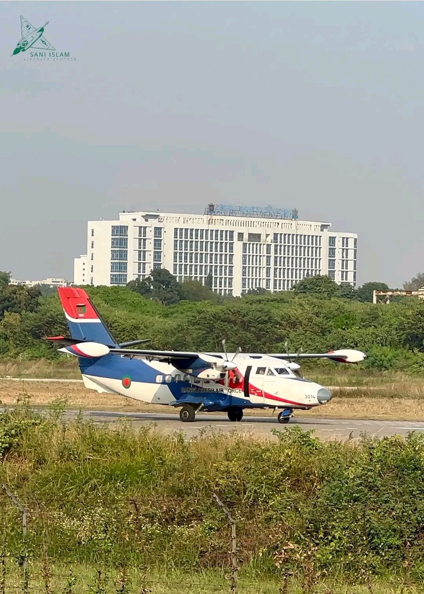 DefenseDtb's tweet image. LET-410 Turbolet light transport aircraft of the Bangladesh Air Force