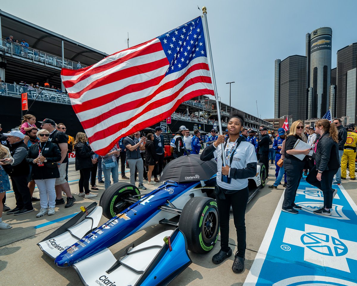 detroitgp's tweet image. We were proud to welcome the Boys & Girls Clubs of Southeastern Michigan to this year’s #DetroitGP! Through the Correspondent Club, local students went behind the scenes, interviewing drivers and experiencing the Grand Prix through a unique and exciting perspective.