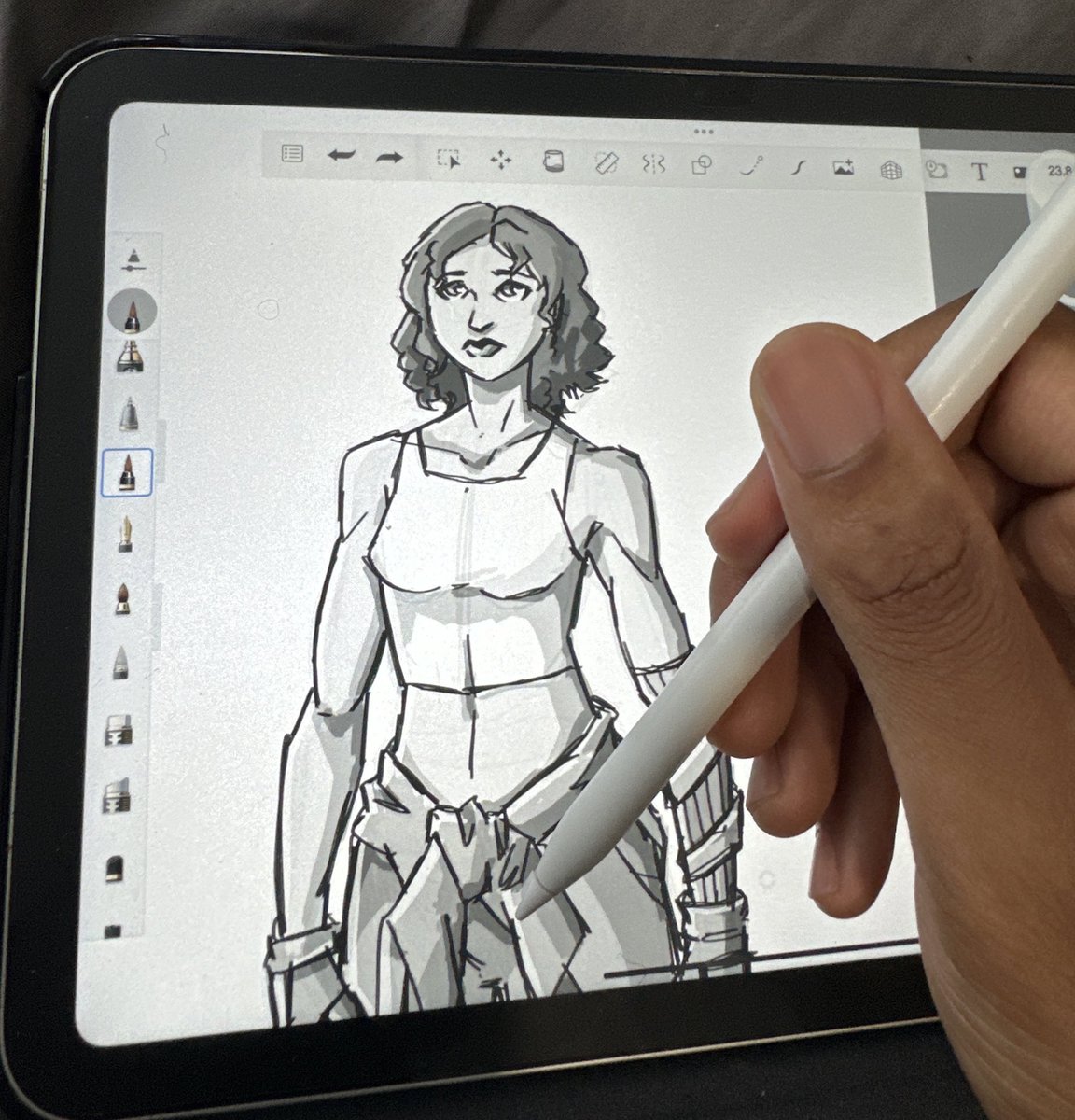 Haven’t drawn in ages. Wanted to see if I still can. lol.