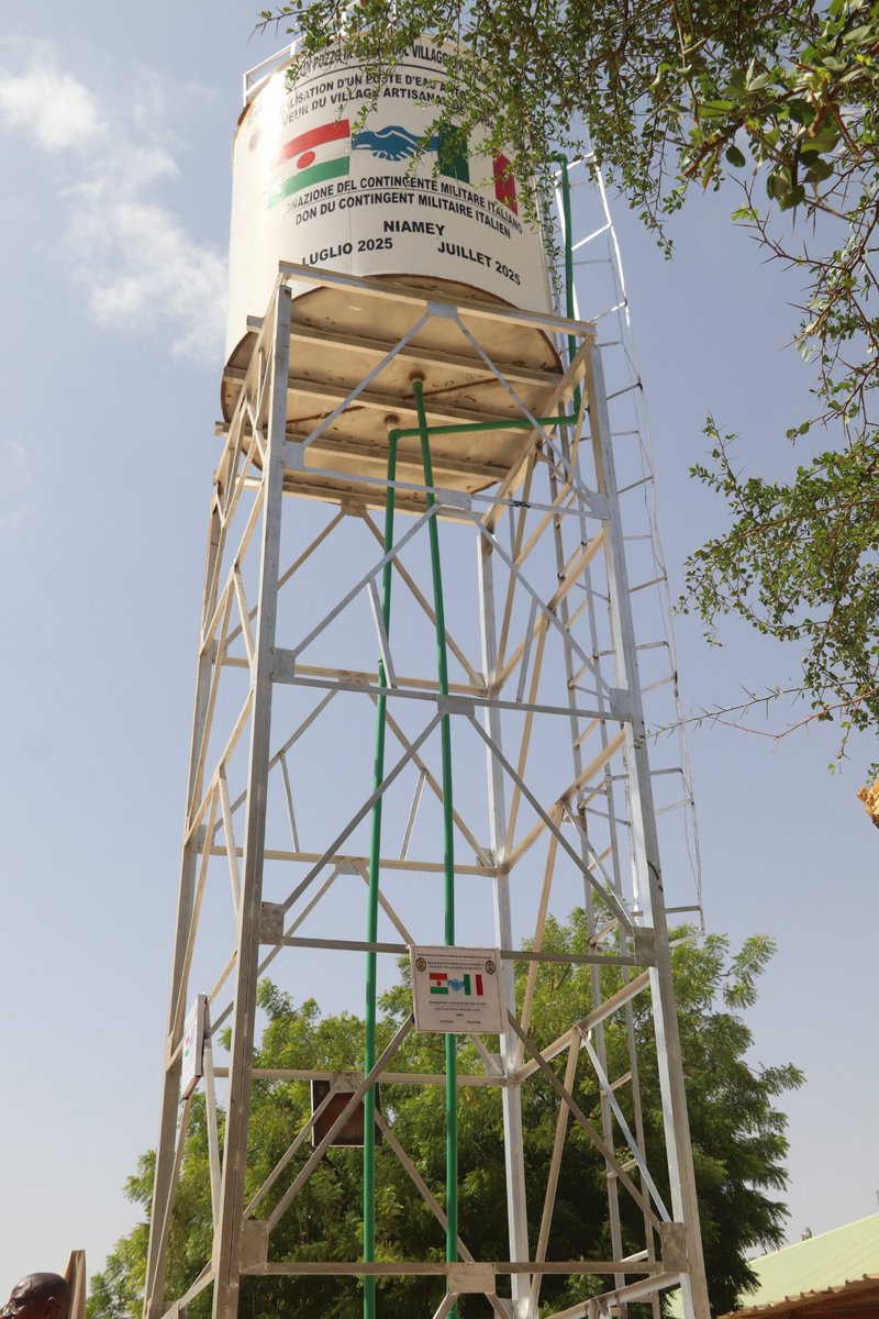 #Niger🇳🇪 #Italie #Coopération 

Ce matin, j’ai eu l’honneur de présider la cérémonie de réception d’un forage moderne d’adduction d’eau offert par la Mission bilatérale italienne de soutien au Niger, au profit du Village artisanal de Wadata.