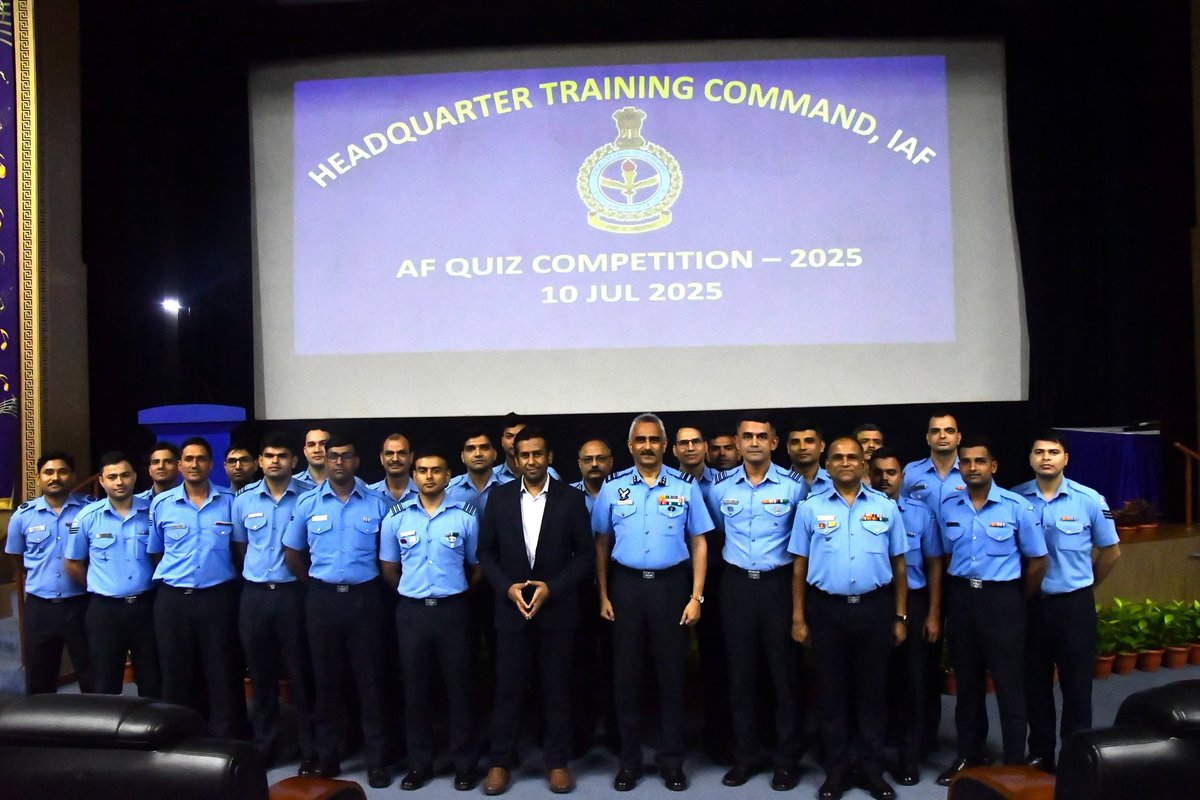 tracomiaf's tweet photo. Cmd level #Quiz competition held at HQTC on 10 Jul 25   
Keenly contested by serving personnel and students. 
Winner Students' category #TeamHakimpet
Winner Airwarrior category 
#TeamTambaram 

AVM B J Mammen, SOA HQTC graced the occasion

Quiz Master 
Mr Gautam Bose https://t.co/FLEmW7lVEe