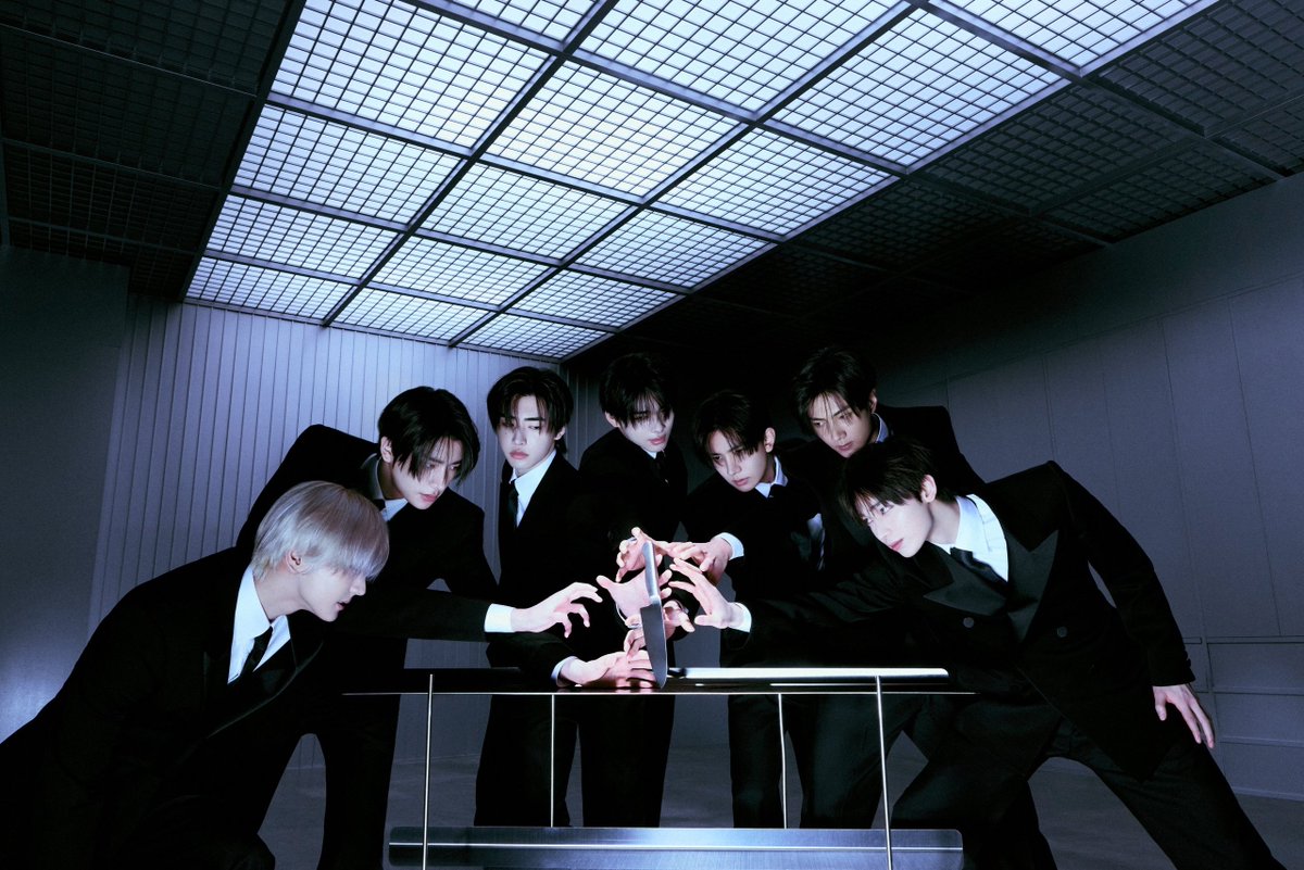 russiakpopchart's tweet image. The Best Male Group of June according to the Russian K-pop chart.
1. #ENHYPEN
#ALLDAYPROJECT (out of rating)
2. #StrayKids
3. #ATEEZ
4. #XLOV
5. #SEVENTEEN
6. #CRAVITY