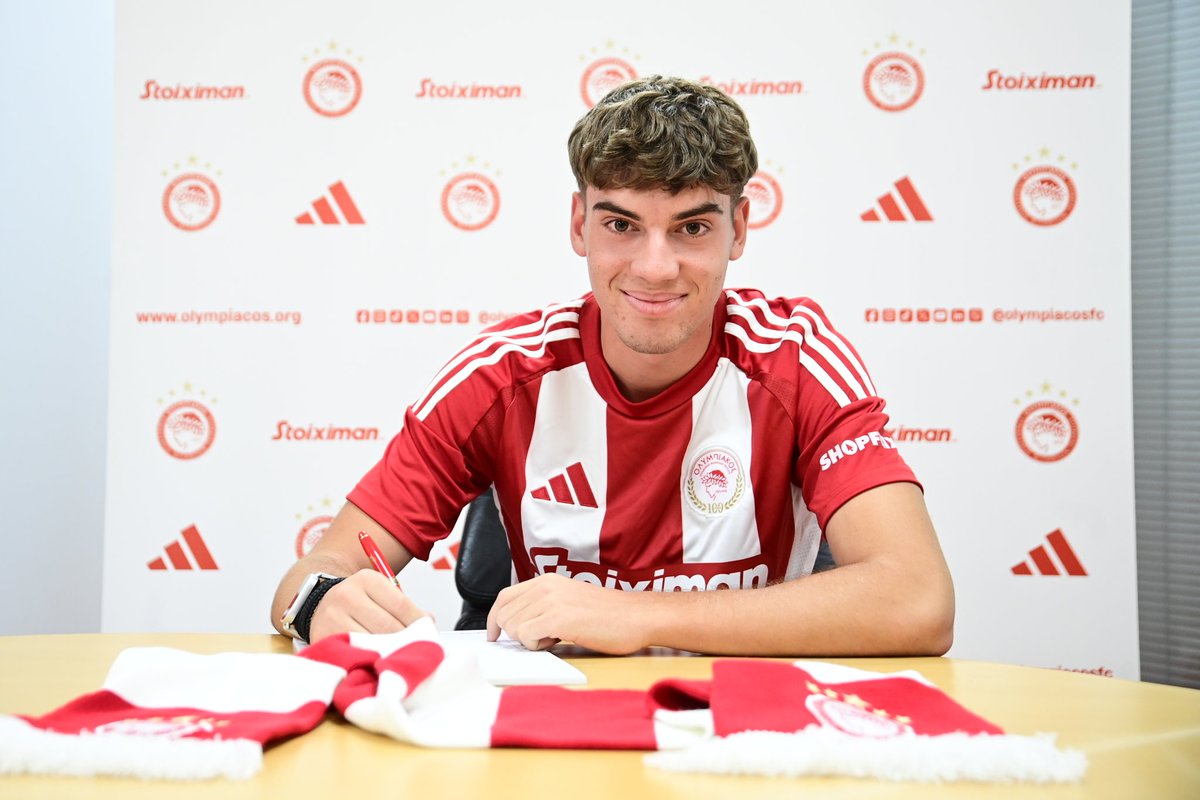 olyfcacademy's tweet image. 🔴⚪️ Ο Έρικ Χάμζα στον Ολυμπιακό Κ23
#Olympiacos #OlympiacosFCAcademy #Welcome #Transfer