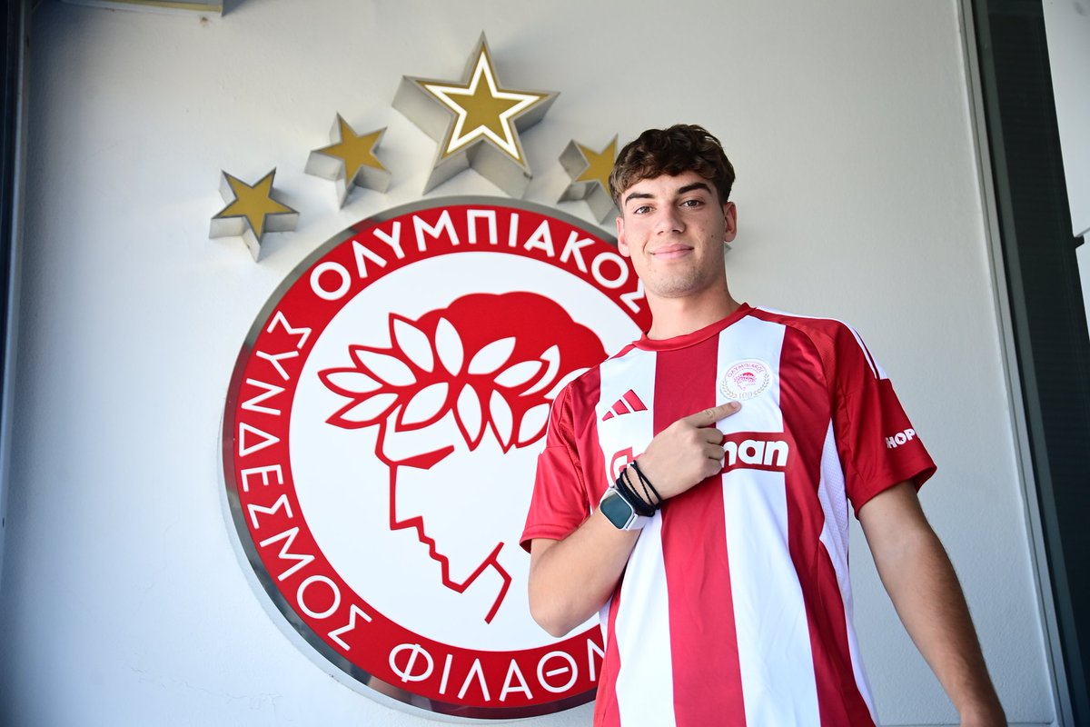 olyfcacademy's tweet image. 🔴⚪️ Ο Έρικ Χάμζα στον Ολυμπιακό Κ23
#Olympiacos #OlympiacosFCAcademy #Welcome #Transfer