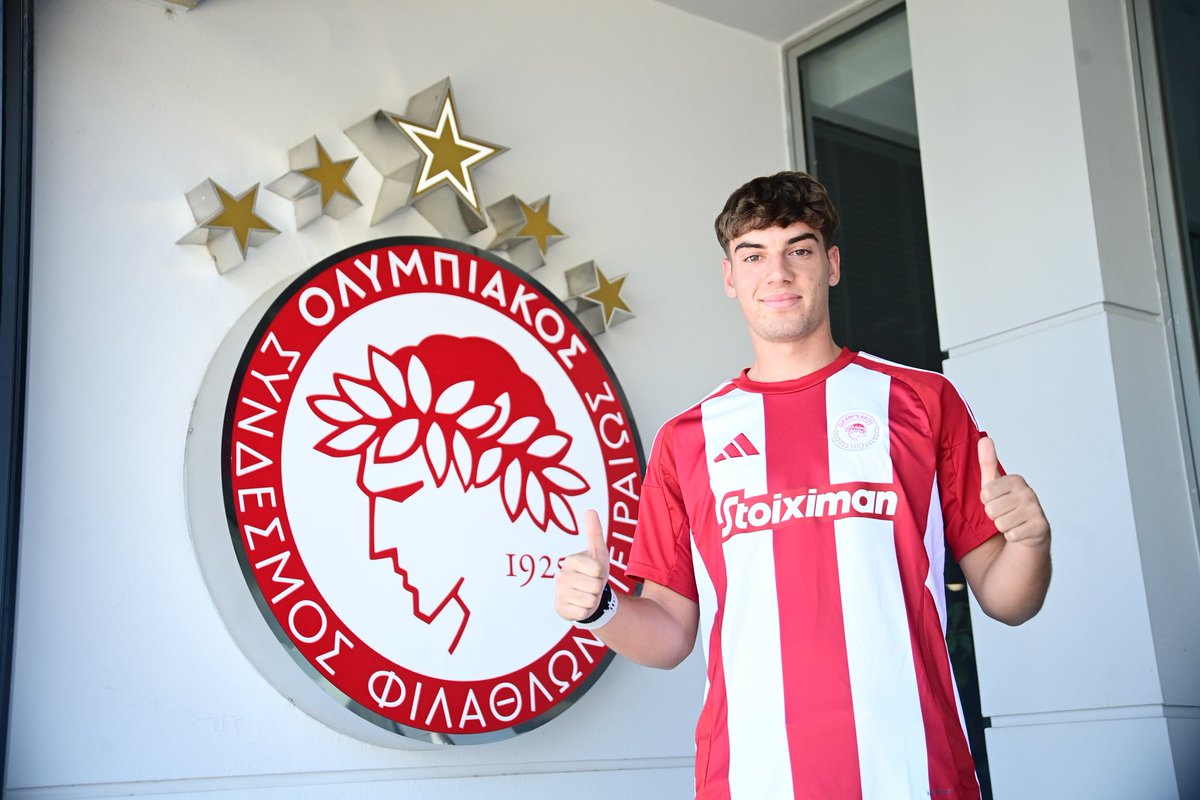 olyfcacademy's tweet image. 🔴⚪️ Ο Έρικ Χάμζα στον Ολυμπιακό Κ23
#Olympiacos #OlympiacosFCAcademy #Welcome #Transfer