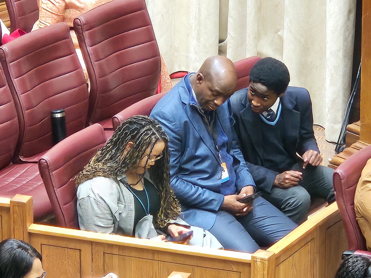 HubertMweli's tweet image. It’s been a busy week in Parliament and today @Siviwe_G will deliver the budget vote for the basic education sector. On Tuesday Minister addressed the NCOP and this afternoon at 4pm it’s the National Assembly. @DBE_SA