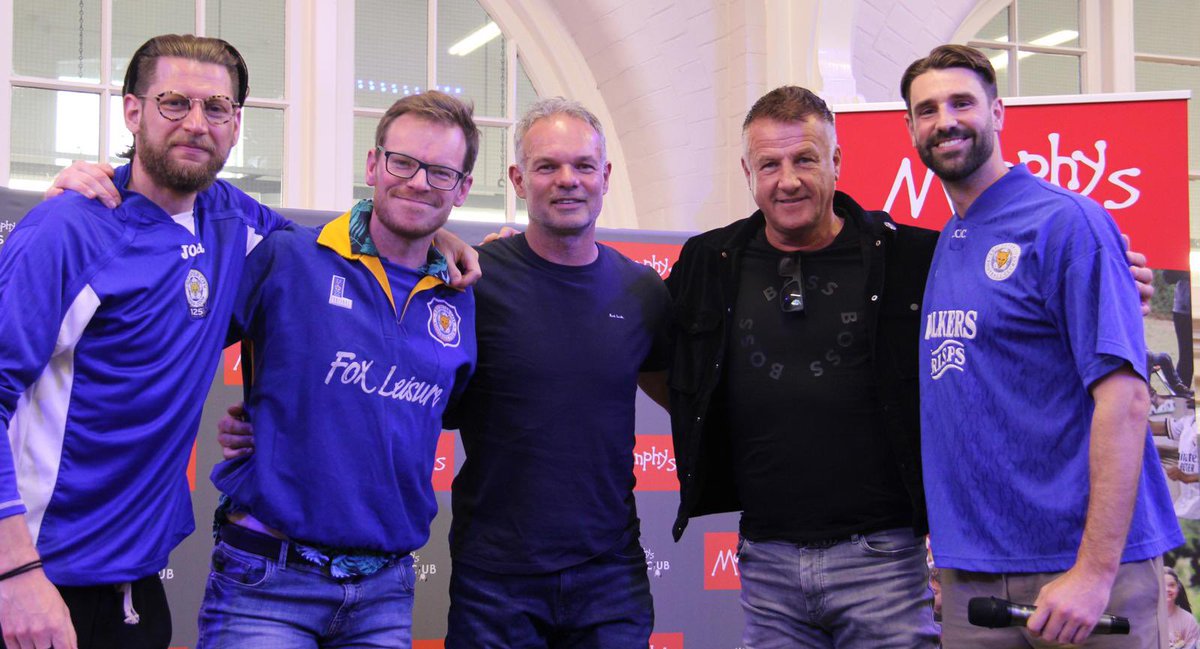 BSLBPodcast's tweet image. π₯³ HAPPY BIRTHDAY to the man with more pseudonyms and metaphors then Jon Rudkin has tracksuits!
We will be celebrating the great man with scotch eggs, rustlers and a bottle of wine during tonightβs podcast!
Viva Ric Flair!! ππ€
#LCFC