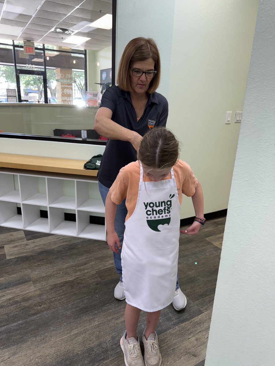 michaeldcrain (@michaeldcrain) on Twitter photo Had a blast at <a href="/YoungChefsIntl/">Young Chefs Academy</a> (Young Chefs Academy Fort Worth)! ABC made Monterey chicken & granola bars in their fun, hands-on classes. Owned by Renae & Mike Grissom, this local spot on historic <a href="/campbowiedist/">Camp Bowie District</a> offers cooking classes, parties & camps for kids. Perfect for Had a blast at <a href="/YoungChefsIntl/">Young Chefs Academy</a> (Young Chefs Academy Fort Worth)! ABC made Monterey chicken & granola bars in their fun, hands-on classes. Owned by Renae & Mike Grissom, this local spot on historic <a href="/campbowiedist/">Camp Bowie District</a> offers cooking classes, parties & camps for kids. Perfect for