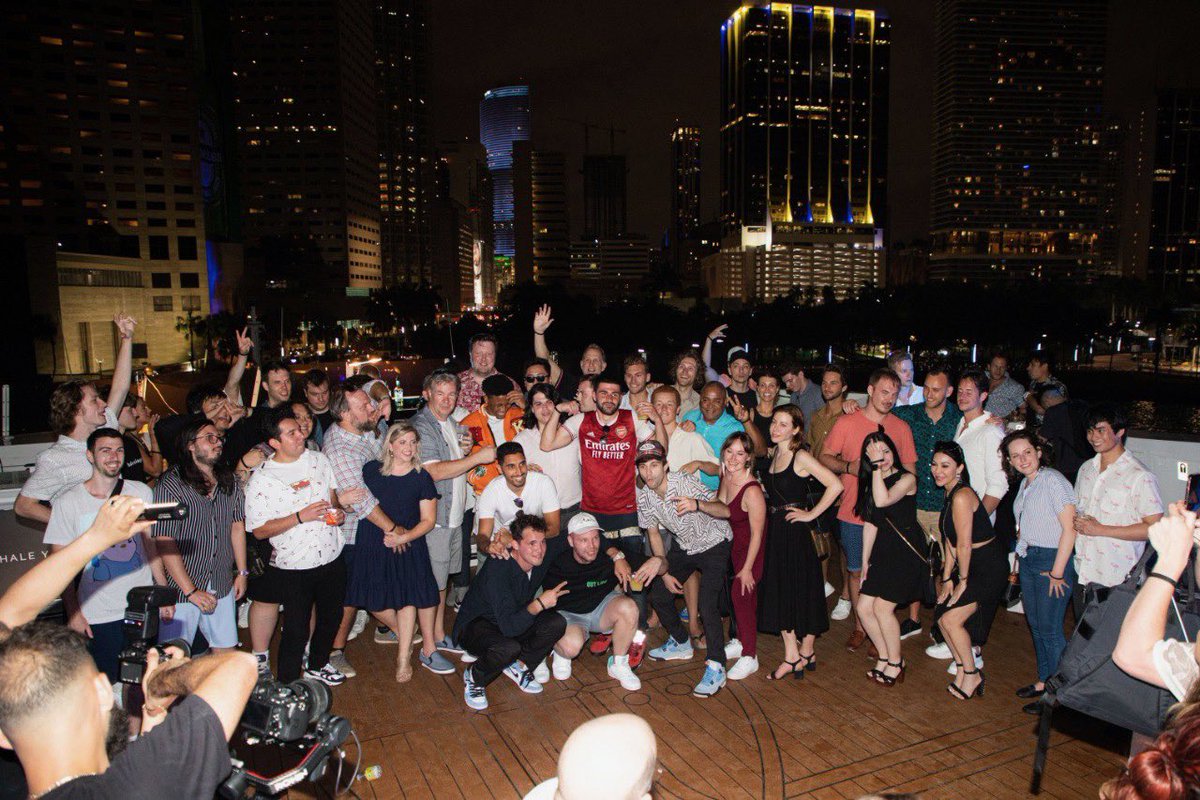Agents🐧✳️ (@actuallyagents) on Twitter photo 3 years ago at the first Pengu party post <a href="/LucaNetz/">Luca Netz 🐧✳️</a> acquisition.
A FREE yacht & mansion party but we were down so bad that only ~40 people from our community came to Miami to attend this day long event and yacht party.
History. 3 years ago at the first Pengu party post <a href="/LucaNetz/">Luca Netz 🐧✳️</a> acquisition.
A FREE yacht & mansion party but we were down so bad that only ~40 people from our community came to Miami to attend this day long event and yacht party.
History.