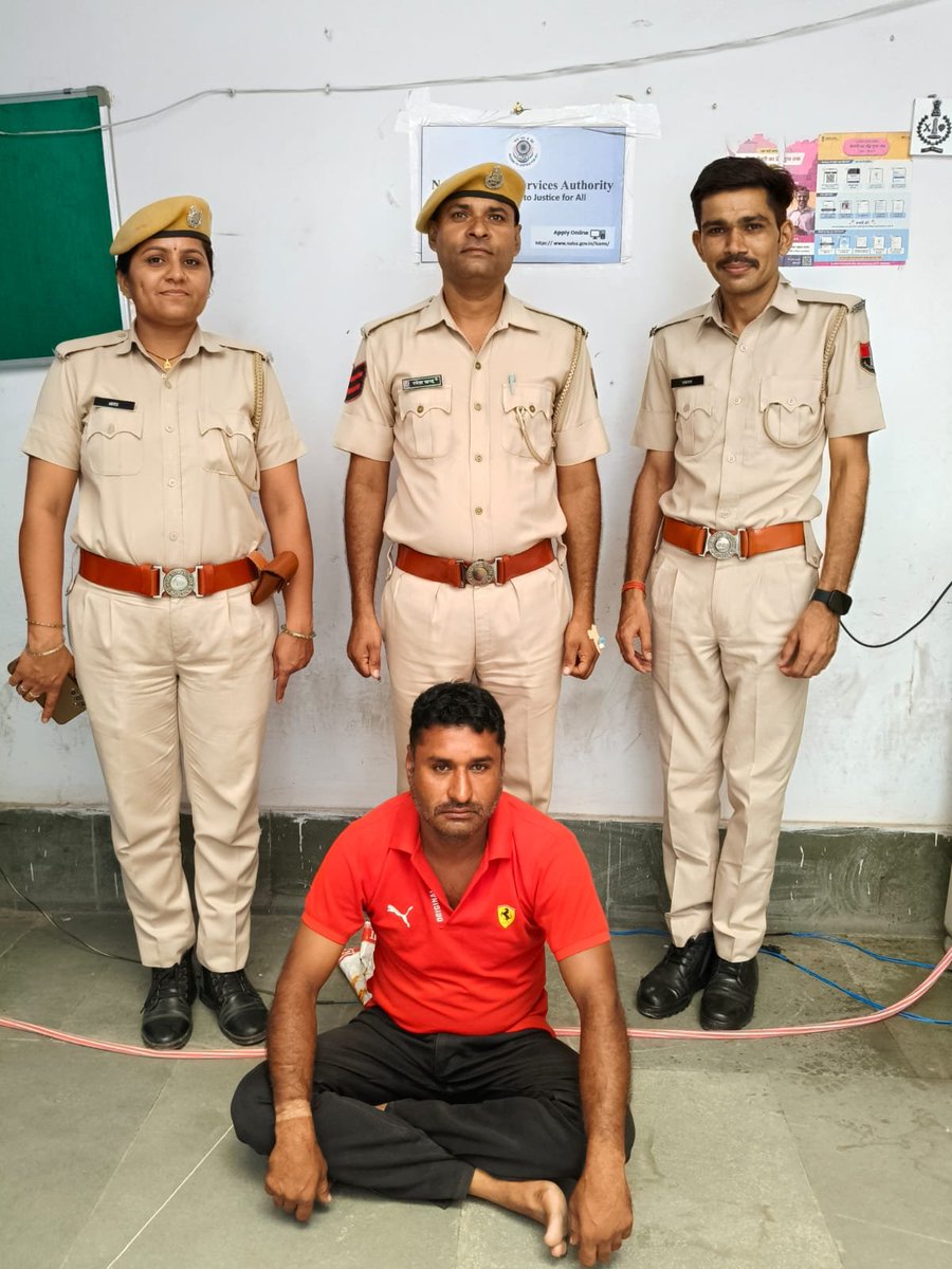 Barmer Police (@barmer_police) on Twitter photo 133 वे ईनामी अपराधी उम्मेदसिंह को दस्तयाब करने मे सफलता
डीएसटी व पुलिस थाना कोतवाली की विशेष अभियान ‘‘धरकरभर‘‘ के तहत कार्यवाही
facebook.com/share/p/15nzuA…
<a href="/PoliceRajasthan/">Rajasthan Police</a>
<a href="/Igp_Jodhpur/">Jodhpur Range Police</a> 133 वे ईनामी अपराधी उम्मेदसिंह को दस्तयाब करने मे सफलता
डीएसटी व पुलिस थाना कोतवाली की विशेष अभियान ‘‘धरकरभर‘‘ के तहत कार्यवाही
facebook.com/share/p/15nzuA…
<a href="/PoliceRajasthan/">Rajasthan Police</a>
<a href="/Igp_Jodhpur/">Jodhpur Range Police</a>