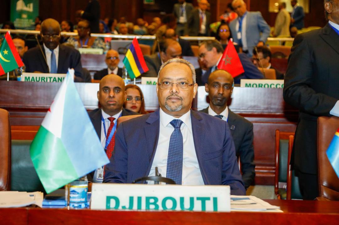 MAECIDJIBOUTI's tweet image. Le MAECIPPG, SEM Abdoulkader Houssein Omar, a pris part ce matin, jeudi 10 juillet 2025 à la 47ème session ordinaire du Conseil Exécutif de l'Union Africaine. Les questions liées à la réforme de l'UA et à l'adoption du budget 2026 ont été délibérées.
#AUC #Malabo #Djibouti #MAECI