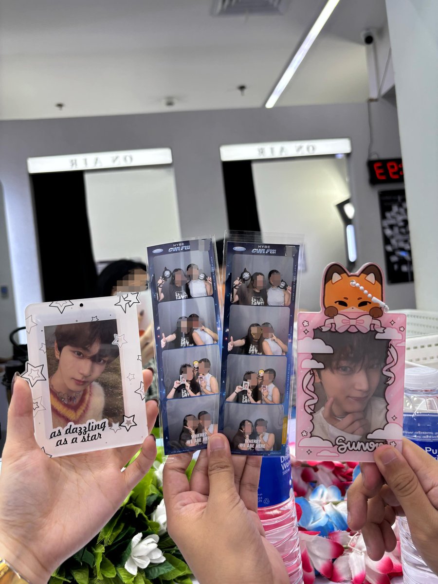 kimyungshookt's tweet image. watched fate cinefest today w my forever concert buddy / engene bestie, @woniebun 💘

#ENHYPENFATE #HYBECineFest