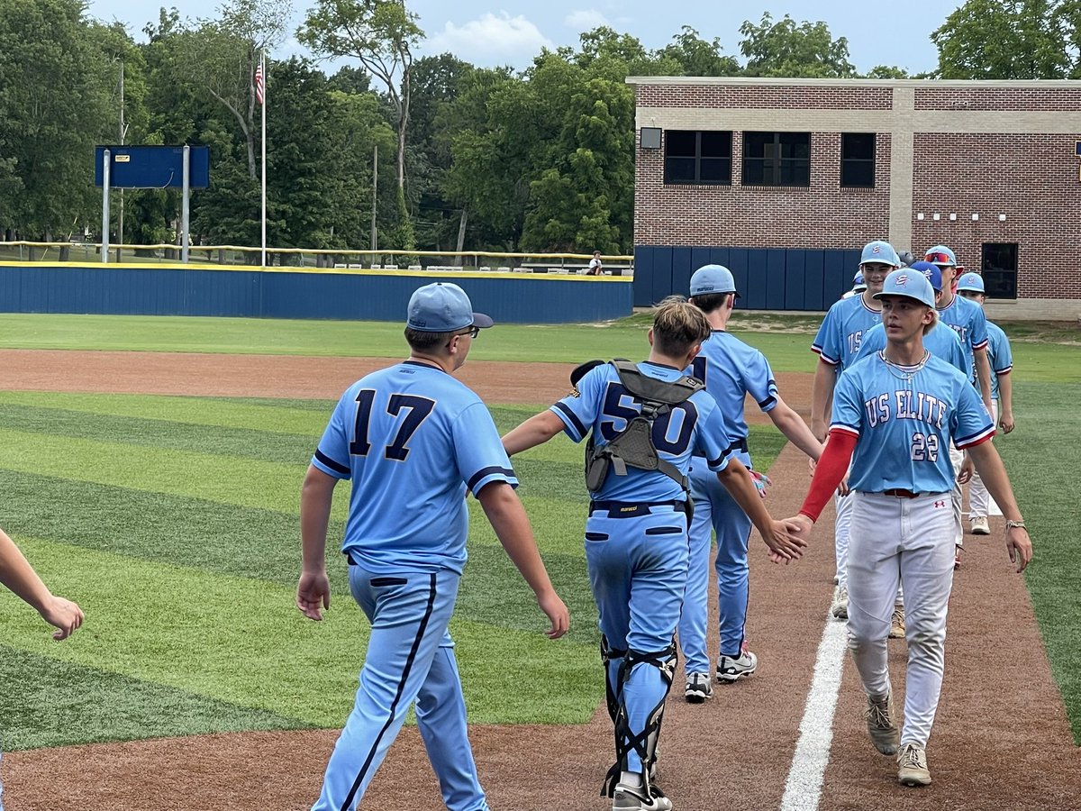 INProspects2028's tweet image. Indiana Prospects 15U Navy 6
US Elite 15U 1

H. Perdue 4 IP 3 H 0 ER 0 BB 5 K
R. Oliver 2 IP 1 H 0 ER 0 BB 4 K

P. Shelley 1-2 3 R
L. Koons 2-2 2 R
H. Perdue 3-3 4 RBI
M. Locke 1-2 1 RBI

@MarucciProspec @2DsportsTN