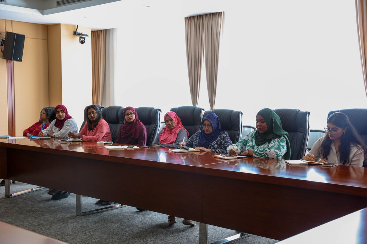 MoFAmv's tweet image. How to… Series of #FOSIM held its 6th session - “How to Draft Press Statements and Press Releases" conducted by Joint Secretary Mariyam Midhfa Naeem. The session provided insights and techniques to release effective press statements and press releases.