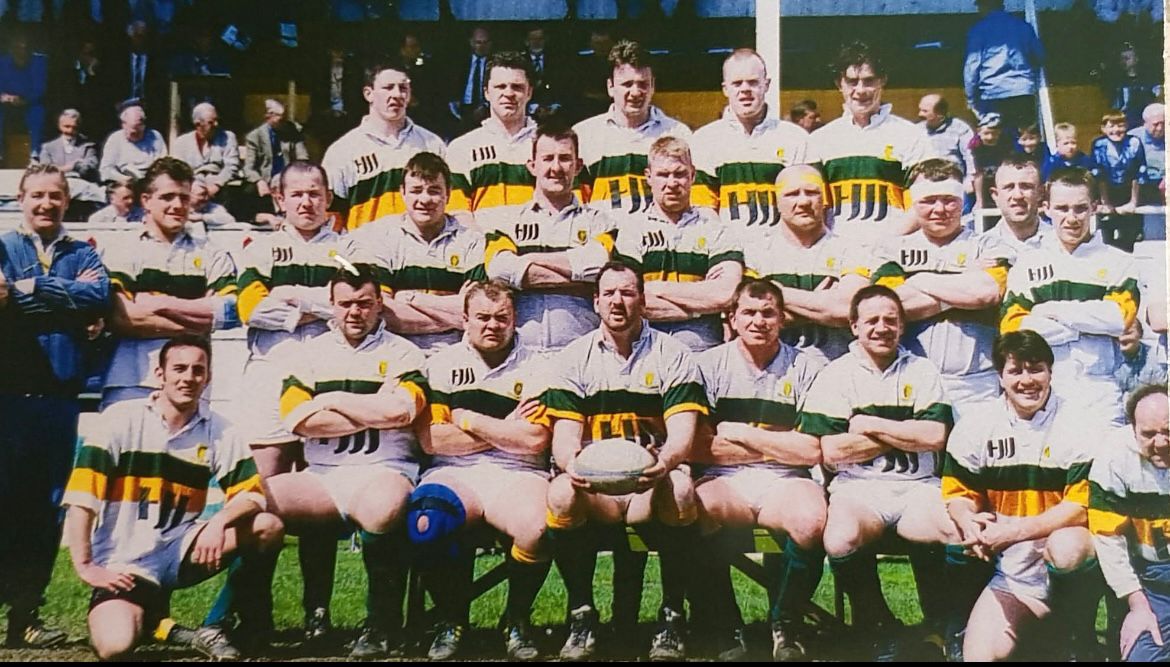 RFCMerthyr's tweet photo. With deep sadness we announce the sudden passing of ex-Ironmen Dai Roberts
Dai, a Newbridge boy, played for our club in the late 90s and was a character both on and off the field
We extend condolences to Dai's family & friends at @newbridgerfc #RIPDai
#ForeverAnIronman🖤💚💛 https://t.co/7vLaGmLfJs