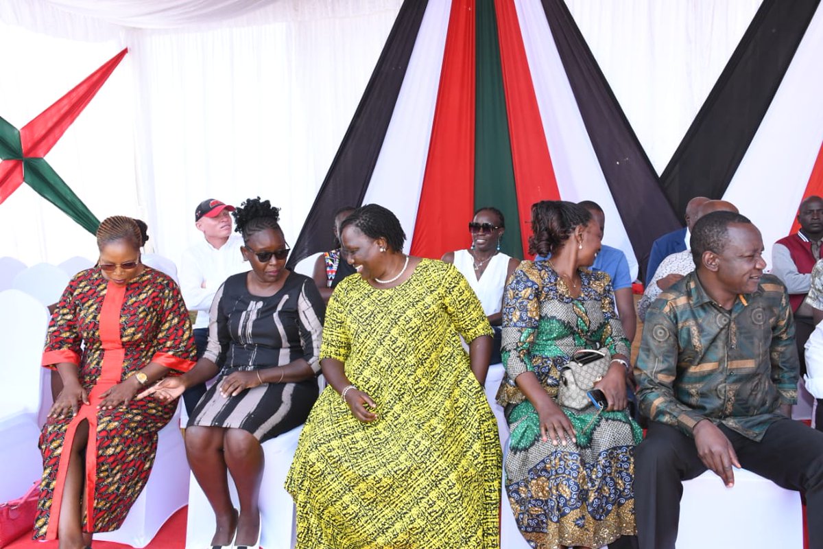 sophy4governor's tweet photo. Sitikho Ward Youth and Women Empowerment.
Over 60 youth and women groups empowered.
#sophywaliaulacares
#sophy4governorbungoma2027 https://t.co/PKz9ZVCVe4