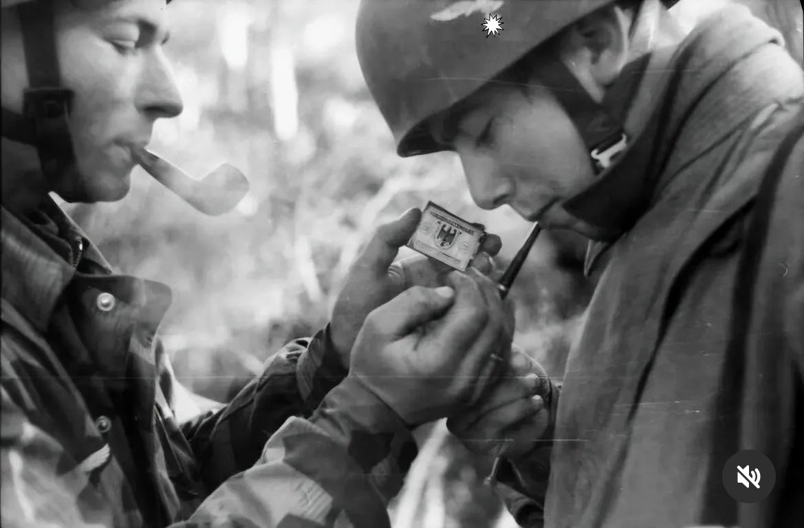 Metamfetamin içen Alman askerleri.

 WW2 boyunca bine yakın Alman askeri meth overdose’undan cephe dışı kaldı.