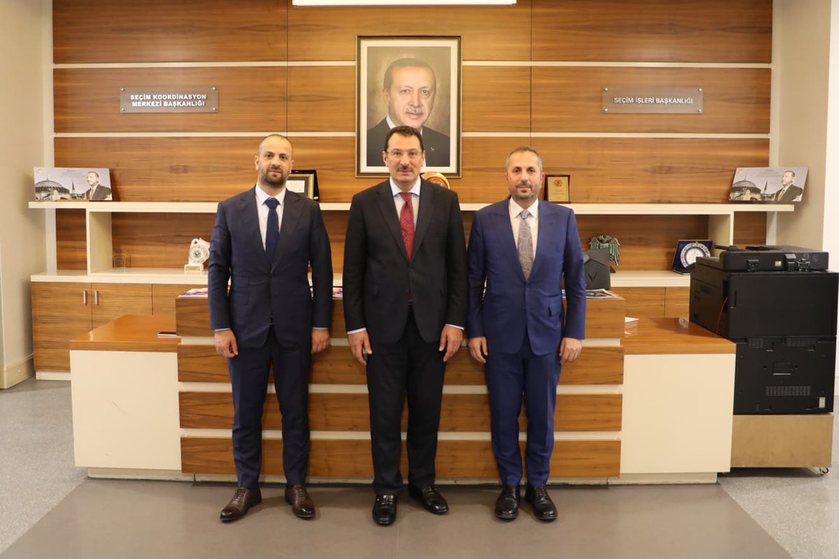 Şehrimiz için çalışan, istişareye önem veren kıymetli büyüğüm AK Parti Seçim İşlerinden Sorumlu Genel Başkan Yardımcımız Sn. Ali İhsan Yavuz’u, SATSO önceki dönem Meclis Başkanımız Talip Kuriş ile birlikte ziyaret ettik. 

Tevazu ve nezaketi için Başkanımıza teşekkür ediyoruz