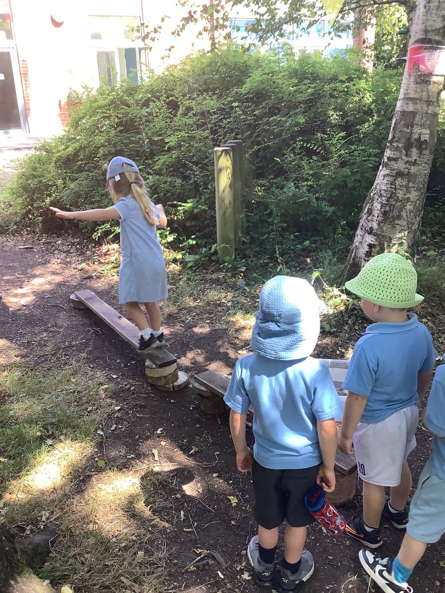 OurLadyoftheWayside tweet media