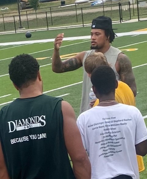 Sycamore Football (@sycamoreaves_fb) on Twitter photo Big shoutout to 2x Super Bowl champ & Cincy native Bryan Cook <a href="/AyoCook_6/">Bryan Cook</a> for sharing his journey—from overlooked to unstoppable. He made the most of every shot and reached his NFL dream with the <a href="/Chiefs/">Kansas City Chiefs</a>. Keep grinding. Trust the process. We’re flying higher 💯#GoAves #WinTheDay Big shoutout to 2x Super Bowl champ & Cincy native Bryan Cook <a href="/AyoCook_6/">Bryan Cook</a> for sharing his journey—from overlooked to unstoppable. He made the most of every shot and reached his NFL dream with the <a href="/Chiefs/">Kansas City Chiefs</a>. Keep grinding. Trust the process. We’re flying higher 💯#GoAves #WinTheDay