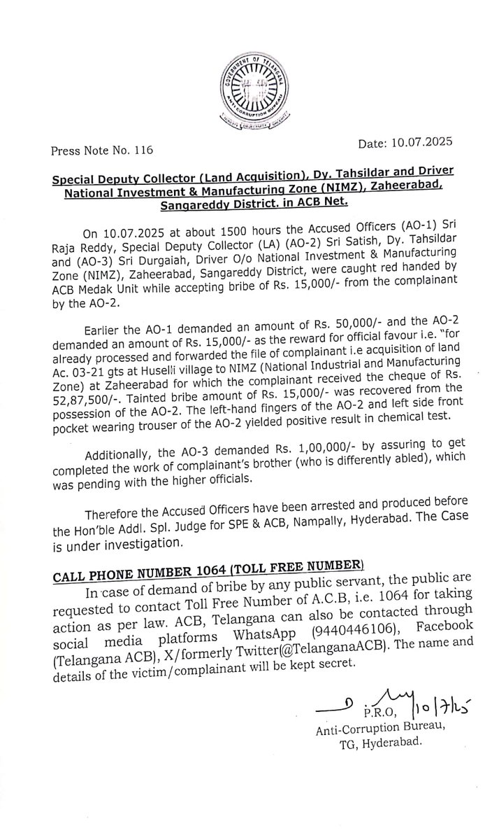 NeelimaEaty's tweet image. 3 from National Investment &amp;amp; Manufacturing Zone (#NIMZ), #Zaheerabad, were caught by #ACB accepting ₹15k bribe for processing land acquisition file. They earlier demanded ₹50k, ₹1L for official favours, including clearing compensation Report bribery - call 1064 #Hyderabad