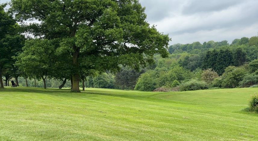 Notts_TV's tweet image. The boss of a long-standing golf club in Mapperley says he’s confident it will remain as it is after its future was plunged into doubt.
🗒️Full story: nottstv.com/confidence-map…