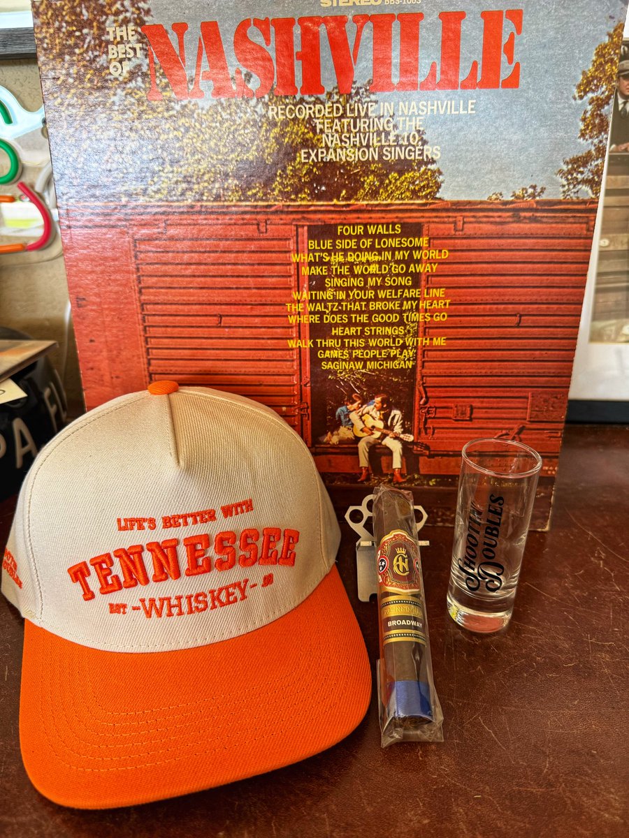 smokinsoundspod's tweet image. Shootin’ Doubles coming in hot with these amazing hats!! Appreciate you sponsoring the pod!! #cigar #cigars #whiskey #bourbon #hats #podcast #WilliamEst #INDvsENG #hirunkit_ #SkyNani #JUMP #Sismo #DesconfioDe #Fito #heatwave #JUNGWON #loverrukk #LastKissDay #fyp #CHOISAN