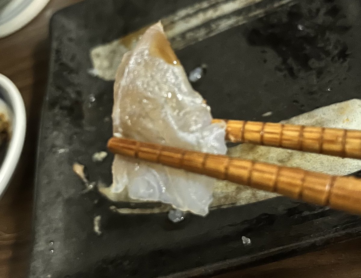 バチバチに塩水処理キメた、尼崎港湾奥のキビレ。

わりかしイケる感。

そういやボトムで食ってきたキビレ、それも湾奥のイガイ着きを食った事無いよなーと、めっちゃ不安やったけど…
わりかしちゃんと美味いwww