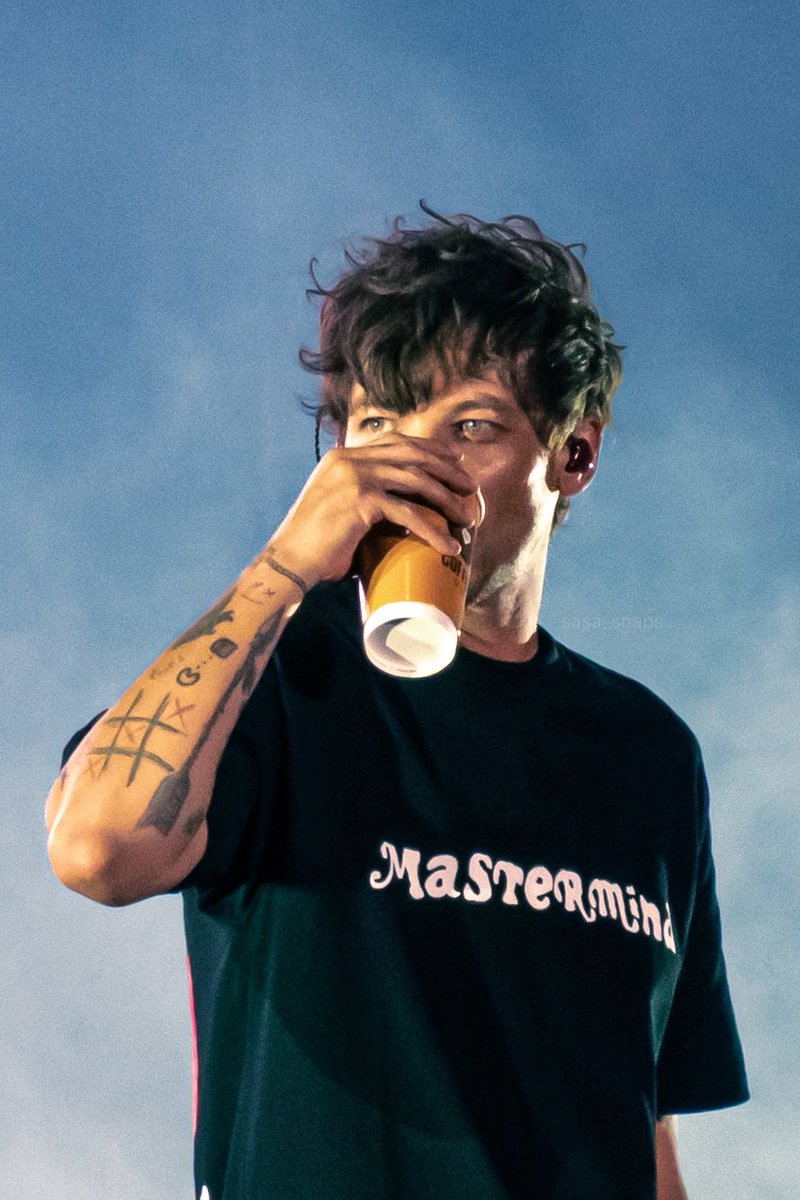 ً (@louisarchlve) on Twitter photo 