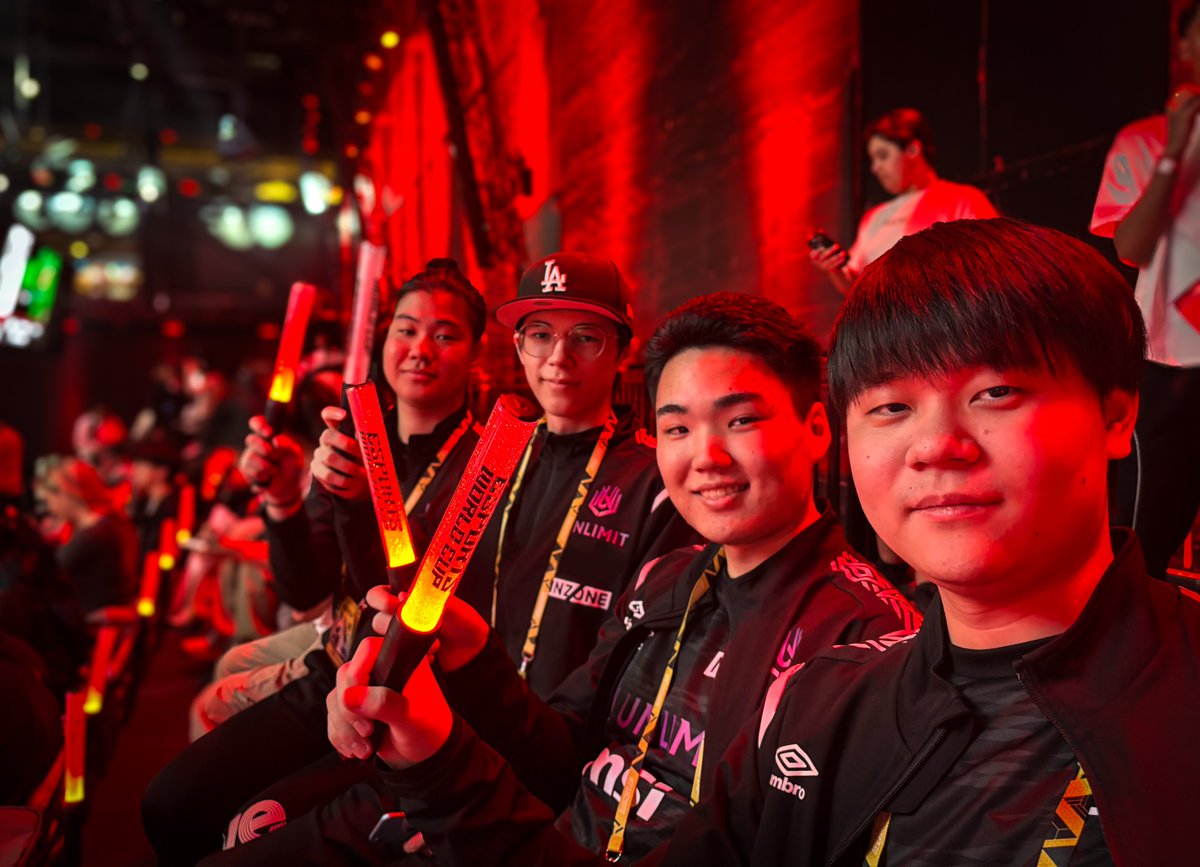 UNLIMIT_UNL's tweet image. EWC大会初日は、
全員でAPAC NORTHを全力応援します!!
#APACNWIN !!!!!!!🔥🔥
#EWC #EsportsWorldCup #ApexLegends