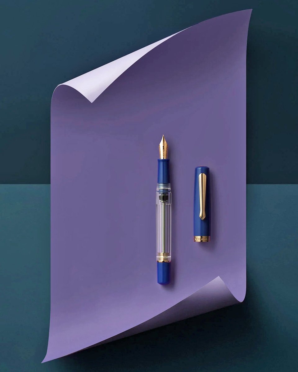 #Nahvalur's spectacular Original Plus Gem fountain pen collection in Sapphire 💙 Available in three other stunning colours 💚 💜  💛 
Get yours now >> tinyurl.com/3s6ndjn2

#purepens #fountainpen #fountainpens #fountainpennetwork #stationery #stationerygeek #newpenday