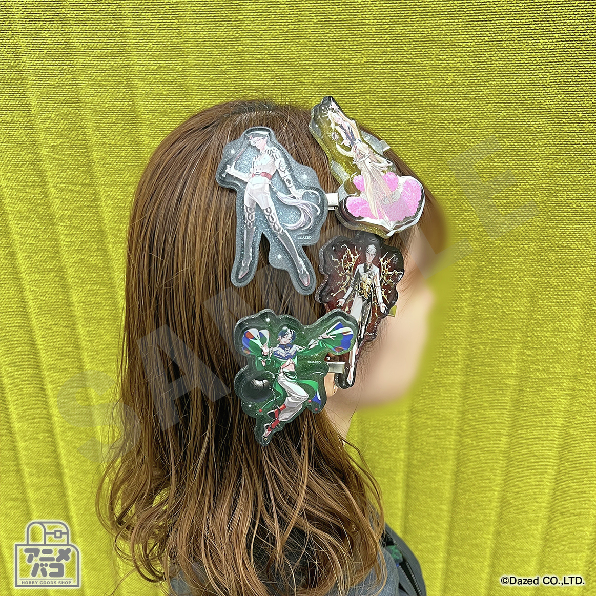 🏠商品紹介🏠
・キラキラ二層アクリルヘアクリップ

二層のアクリルを使用した豪華で煌びやかなヘアクリップ💥
お仕事やお勉強中にぜひお使いください🌟🌟
バッグにつけるのもおすすめです◎

▼詳細はこちら▼
animebako.com/collections/ch…

#カリスマ #アニメバコ
