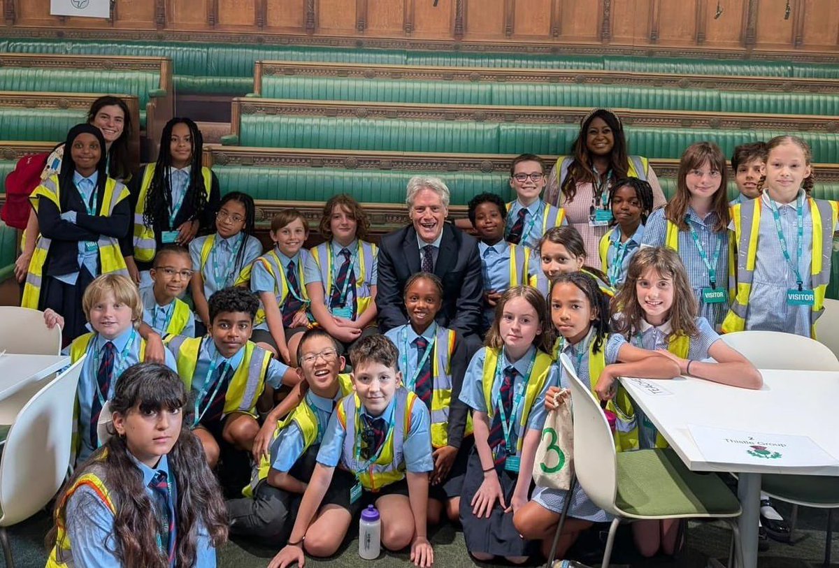 ChelFulhamBen's tweet photo. After enjoying their bouncy summer fair last week, a pleasure to welcome @ThomassAcademy primary to Parliament. 

Impressively mature questions, from my views on assisted dying to what I do if I differ from the govt. We have such great young citizens in Chelsea and Fulham. https://t.co/xKNQ4pKyZL