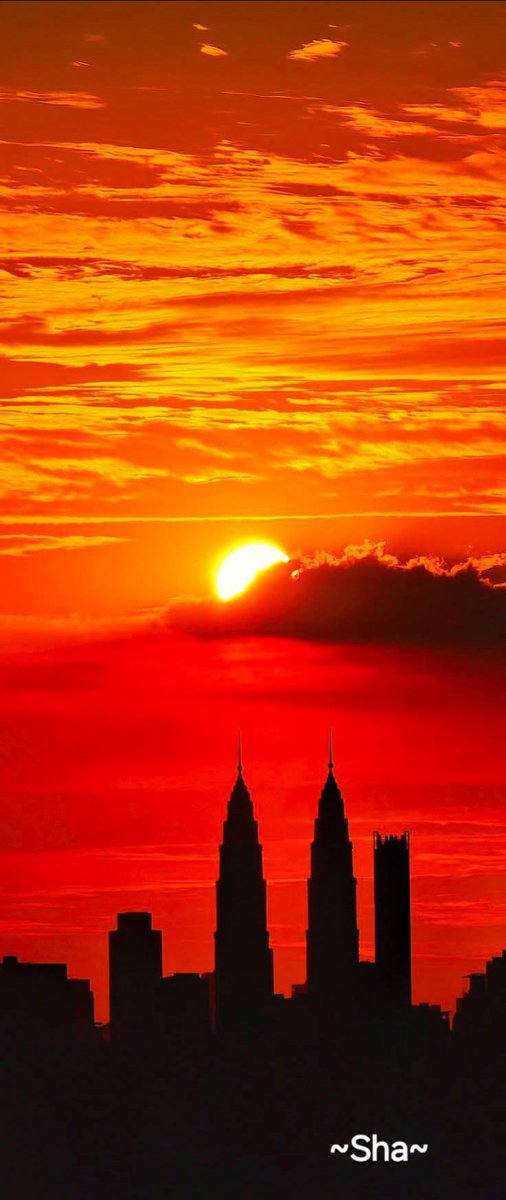 ❤️🤲❤️
There are two blessings which many people lose, they are health and free time (for doing good)💕
🌸Prophet Muhammad (PBUH)🌸

Make the world respectful🕊
Make your life beautiful 💐
With your LOVE and SMILE💕

🇲🇾❤️~Where the soul finds rest, life begins to bloom again😘
